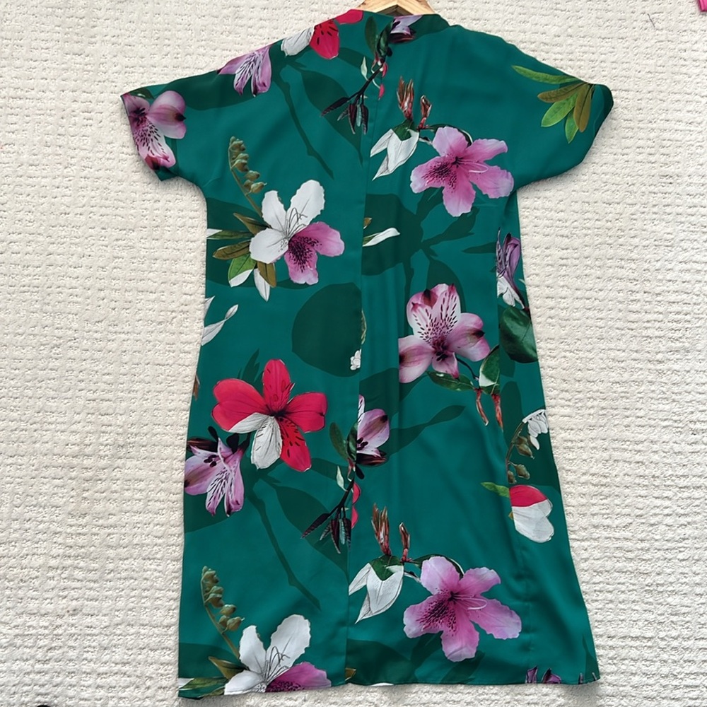 Aritzia Babaton Wallace Floral Green Wrap Dress - Picture 4 of 12